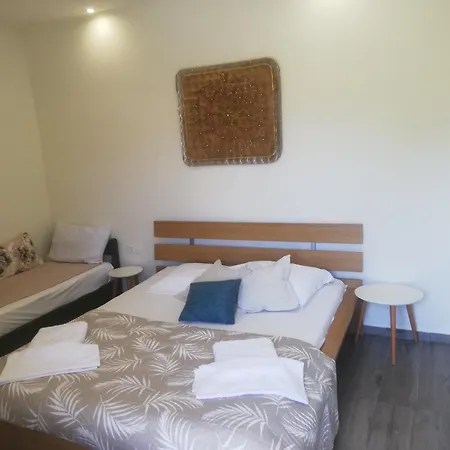בית כפרי House
